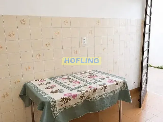 Casa com 128m² 2 quartos e 1 banheiro, para alugar, no bairro Parque Universitário em Rio Claro