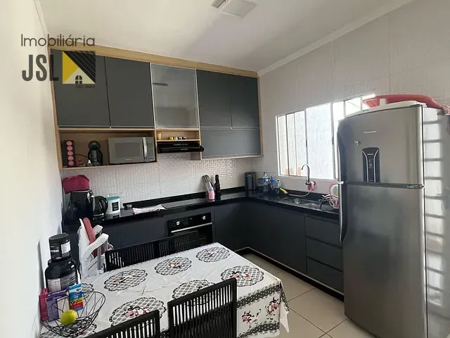 Casa 2 quartos e 1 banheiro, à venda, no bairro Residencial Esperança em Caçapava