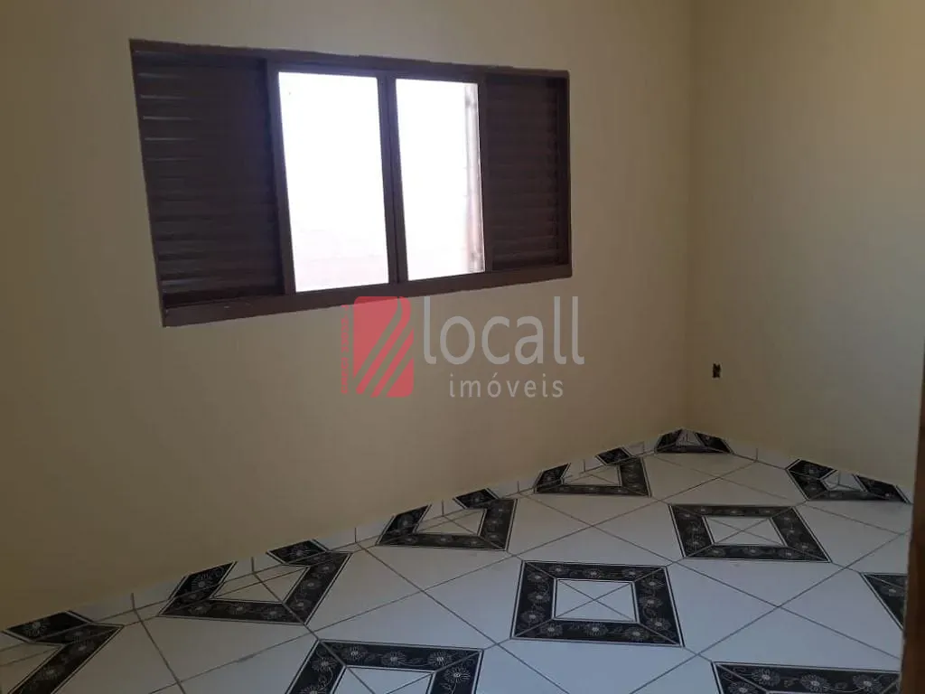 Casa com 3 quartos à venda, 95m² — foto 2 de 15