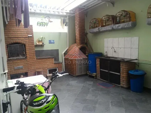 Casa com 150m² 3 quartos e 2 banheiros, à venda, no bairro Parque São Vicente em Mauá