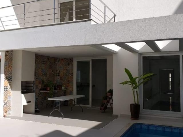 Casa com 384m² 3 quartos e 4 banheiros, à venda, no bairro São Paulo II em Cotia