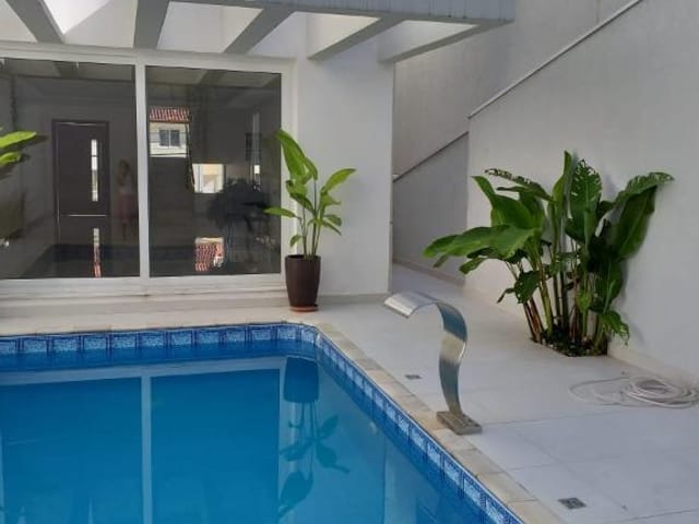 Casa com 384m² 3 quartos e 4 banheiros, à venda, no bairro São Paulo II em Cotia