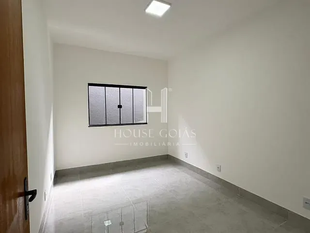Casa com 150m² 2 quartos e 2 banheiros, à venda, no bairro Residencial Campos Dourados em Goiânia