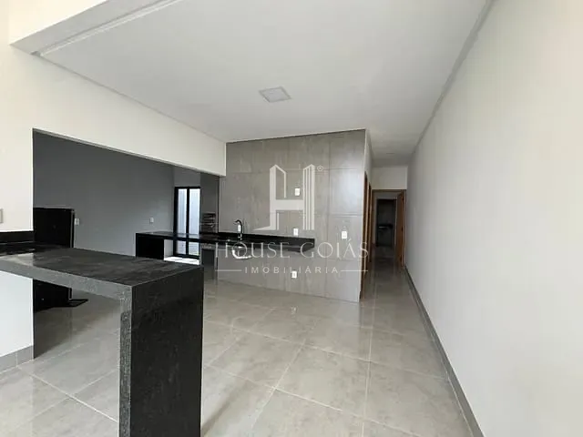 Casa com 150m² 2 quartos e 2 banheiros, à venda, no bairro Residencial Campos Dourados em Goiânia