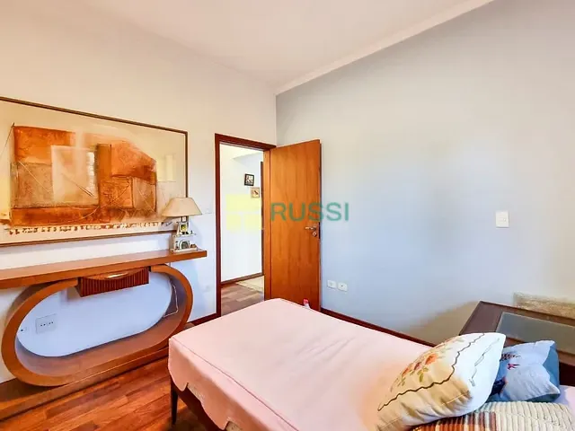Casa 3 quartos e 6 banheiros, à venda, no bairro Urbanova em São José dos Campos