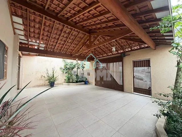 Casa 3 quartos e 2 banheiros, à venda, no bairro Continental III em Taubaté