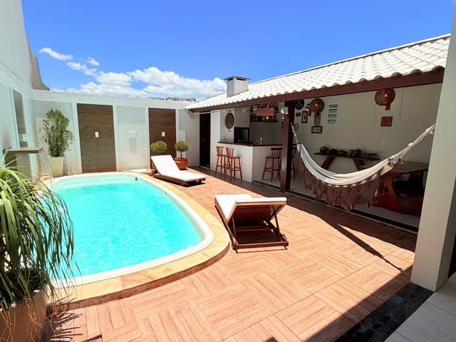 Casa 3 quartos e 3 banheiros, à venda, no bairro Parque Santa Maria em Campos dos Goytacazes