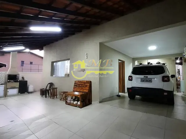 Casa com 300m² 5 quartos e 3 banheiros, à venda, no bairro Parque Dom Pedro II em Campinas