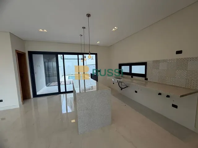 Casa com 250m² 4 quartos e 5 banheiros, à venda, no bairro Urbanova em São José dos Campos