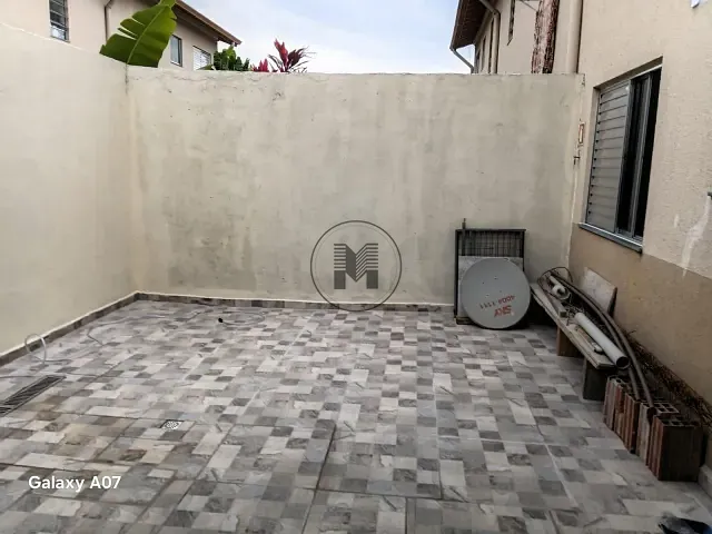 Casa 2 quartos e 1 banheiro, à venda, no bairro Vila Brasil em Guaratinguetá