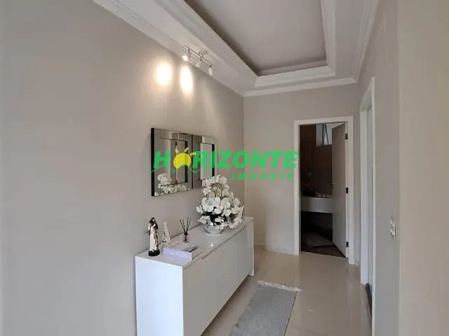 Casa com 360m² 6 quartos e 7 banheiros, à venda, no bairro Urbanova em São José dos Campos