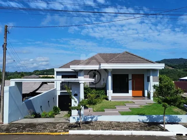 Casa 2 quartos e 3 banheiros, à venda, no bairro Westfália em Westfalia