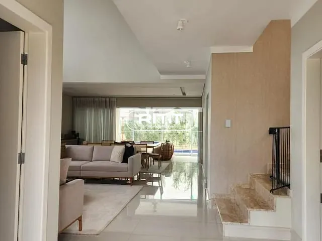 Casa com 402m² 5 quartos e 6 banheiros, à venda, no bairro Loteamento Parque dos Alecrins em Campinas