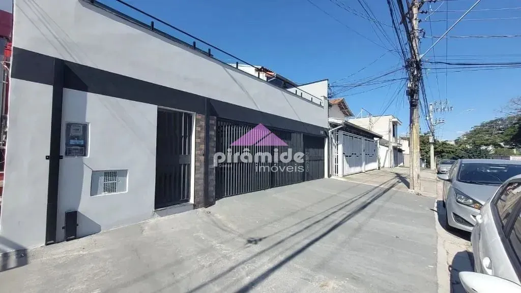 Casa, 3 quartos, 190 m² - Foto 1