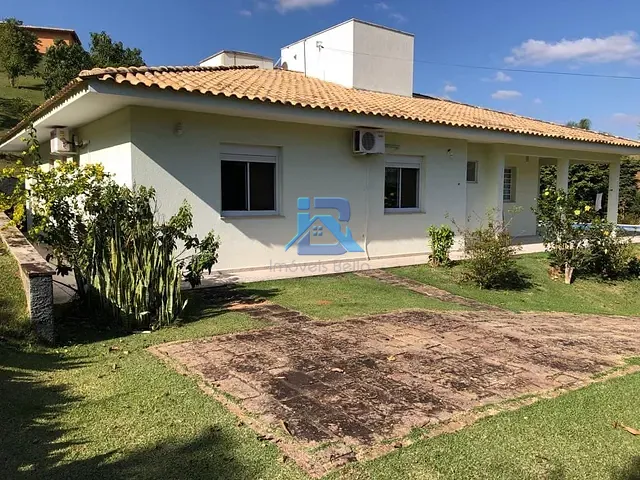 Casa com 5019m² 3 quartos e 2 banheiros, à venda, no bairro Condomínio Itaembu em Itatiba
