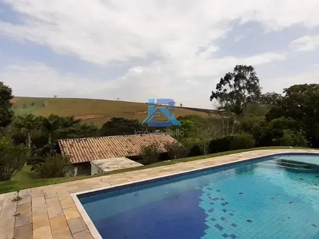 Casa com 5019m² 3 quartos e 2 banheiros, à venda, no bairro Condomínio Itaembu em Itatiba