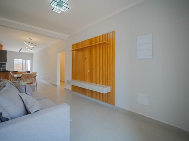 Casa com 200m² 3 quartos e 2 banheiros, à venda, no bairro Chácara Real (Caucaia do Alto) em Cotia