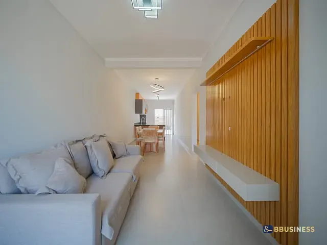 Casa com 200m² 3 quartos e 2 banheiros, à venda, no bairro Chácara Real (Caucaia do Alto) em Cotia