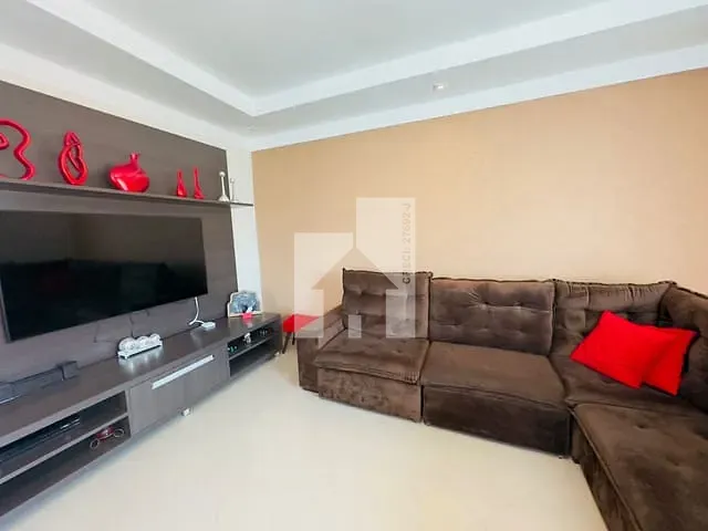 Casa com 372m² 3 quartos e 4 banheiros, à venda, no bairro Horto Santo Antonio em Jundiaí
