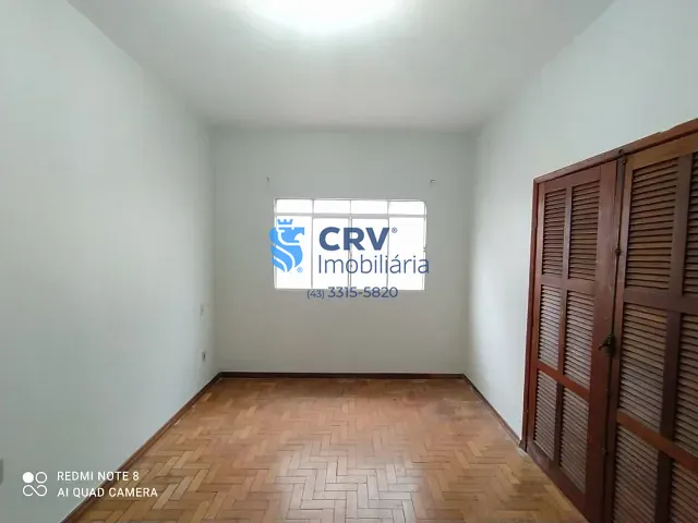 Casa com 354m², à venda ou para alugar, no bairro Kovalski em Londrina