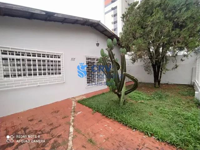 Casa com 354m², à venda ou para alugar, no bairro Kovalski em Londrina