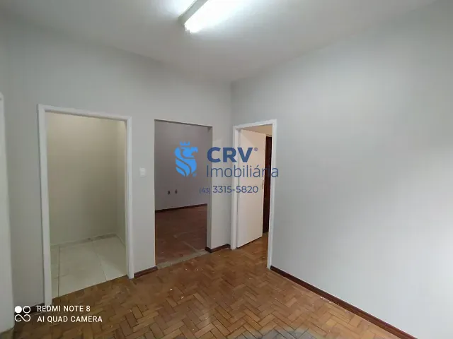 Casa com 354m², à venda ou para alugar, no bairro Kovalski em Londrina