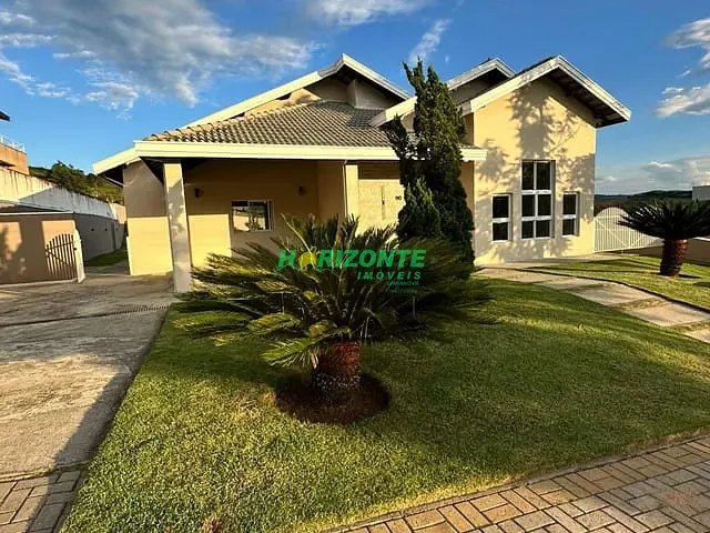 Casa com 230m² 3 quartos e 5 banheiros, à venda, no bairro Condomínio Terras de Santa Mariana em Caçapava