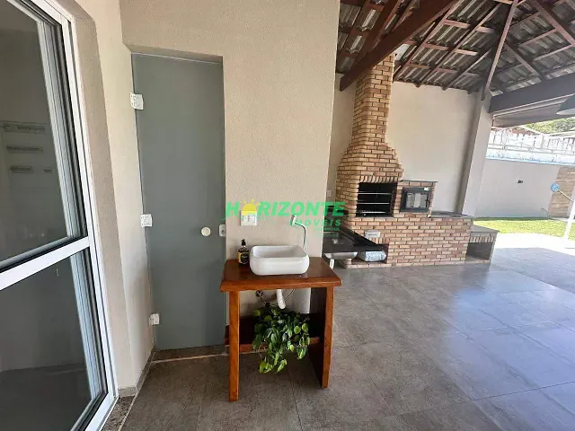 Casa com 230m² 3 quartos e 5 banheiros, à venda, no bairro Condomínio Terras de Santa Mariana em Caçapava