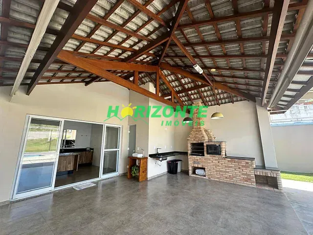 Casa com 230m² 3 quartos e 5 banheiros, à venda, no bairro Condomínio Terras de Santa Mariana em Caçapava