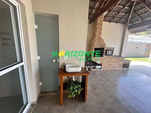 Casa com 230m² 3 quartos e 5 banheiros, à venda, no bairro Condomínio Terras de Santa Mariana em Caçapava