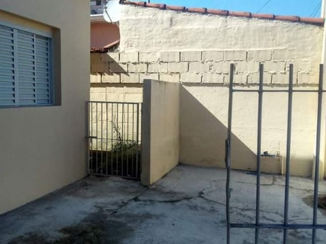 Foto do Casa - Casa com 2 dormitórios, 90 m² - venda por R$ 200.000,00 ou aluguel por R$ 950,00/ano - Vila Machado - Jacareí/SP | INDEPENDENCE NEGOCIOS IMOBILIARIOS LTDA