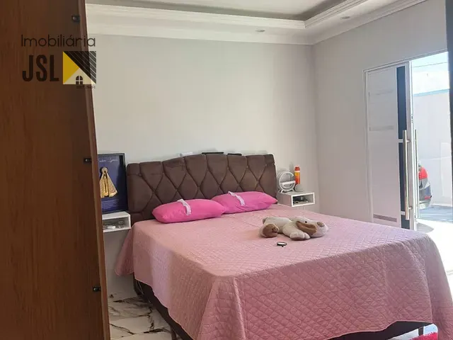 Casa com 160m² 2 quartos e 3 banheiros, à venda, no bairro Loteamento Pitangueiras em Caçapava