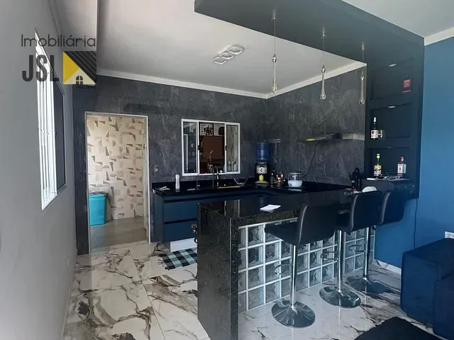 Casa com 160m² 2 quartos e 3 banheiros, à venda, no bairro Loteamento Pitangueiras em Caçapava
