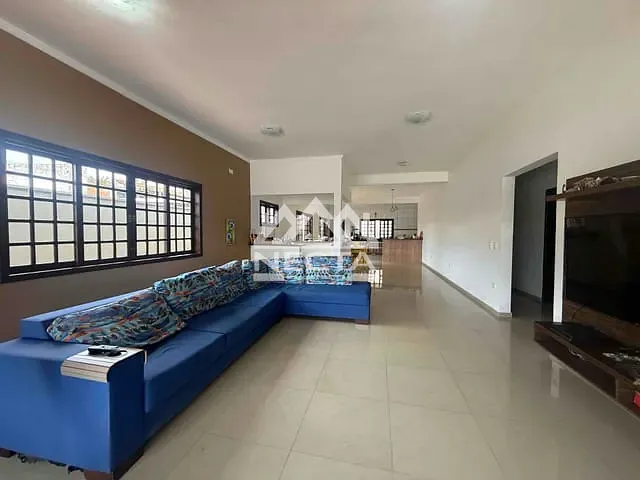 Casa com 524m² 3 quartos e 3 banheiros, à venda, no bairro Jardim Gaivotas em Caraguatatuba