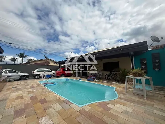 Casa com 524m² 3 quartos e 3 banheiros, à venda, no bairro Jardim Gaivotas em Caraguatatuba
