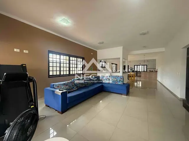 Casa com 524m² 3 quartos e 3 banheiros, à venda, no bairro Jardim Gaivotas em Caraguatatuba