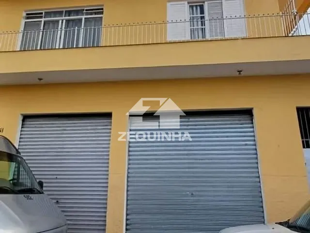 Casa com 250m² 4 quartos e 3 banheiros, à venda, no bairro Umuarama em Osasco