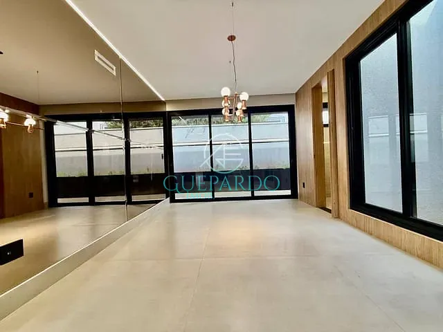 Casa com 501m² 3 quartos e 4 banheiros, à venda, no bairro Recanto do Salto em Londrina