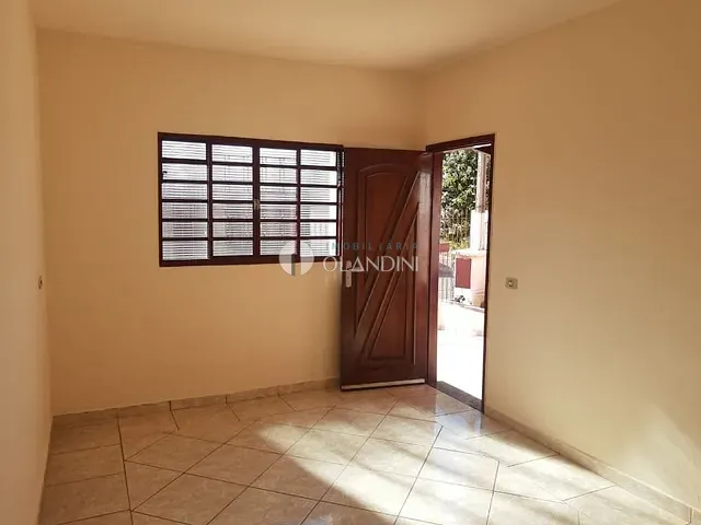 Casa com 335m² 3 quartos e 1 banheiro, à venda, no bairro Jardim Amaro em Artur Nogueira