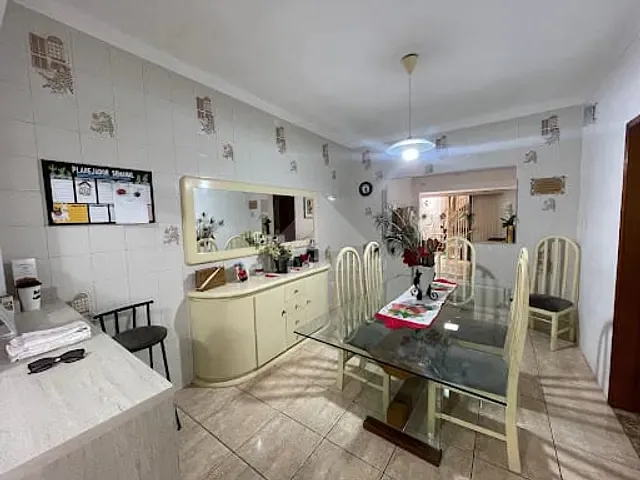 Casa com 272m² 5 quartos e 1 banheiro, à venda, no bairro Jardim Santa Lídia em Mauá