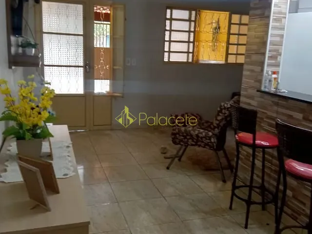 Casa com 180m² 2 quartos e 2 banheiros, à venda, no bairro Residencial San Marino em Taubaté