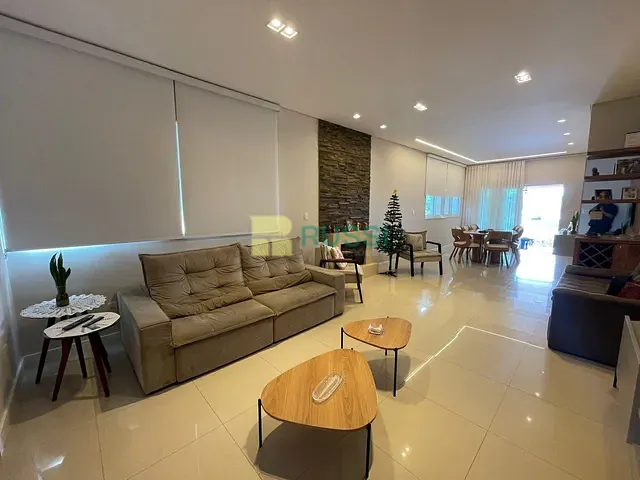 Casa com 360m² 4 quartos e 5 banheiros, à venda, no bairro Urbanova V em São José dos Campos