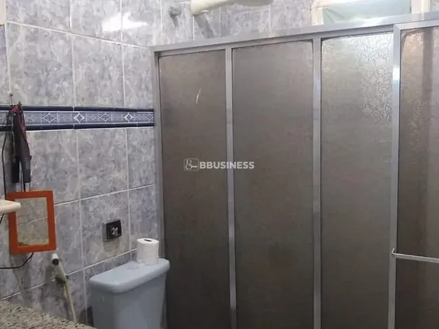Casa 2 quartos e 2 banheiros, à venda, no bairro Goitacazes em Campos dos Goytacazes
