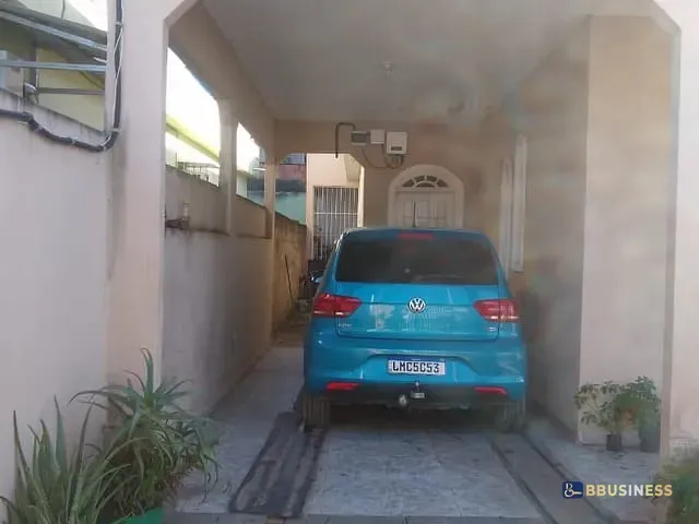 Casa 2 quartos e 2 banheiros, à venda, no bairro Goitacazes em Campos dos Goytacazes