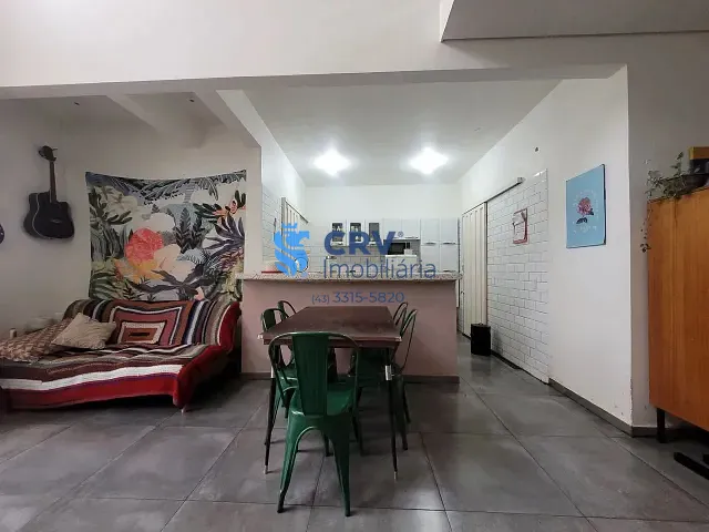 Casa com 150m² 3 quartos e 2 banheiros, à venda, no bairro Heimtal em Londrina