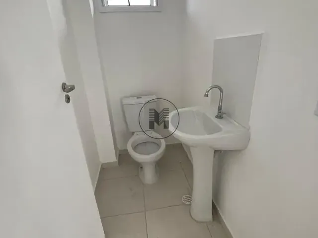 Casa 2 quartos e 1 banheiro, para alugar, no bairro Jardim Santa Luzia em Guaratinguetá