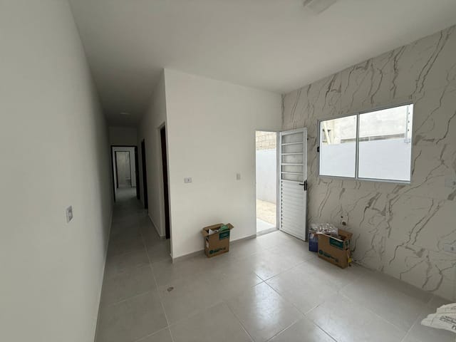 Casa com 125m² 2 quartos e 2 banheiros, para alugar, no bairro Residencial Comercial Cidade Vista Alegre em Pindamonhangaba