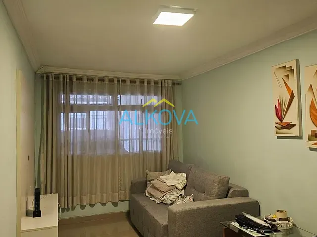 Casa com 300m² 3 quartos e 3 banheiros, à venda, no bairro Jardim das Indústrias em São José dos Campos