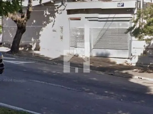 Casa com 344m² 5 quartos e 2 banheiros, à venda, no bairro Jardim Florestal em Jundiaí