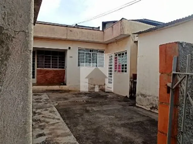 Casa com 344m² 5 quartos e 2 banheiros, à venda, no bairro Jardim Florestal em Jundiaí